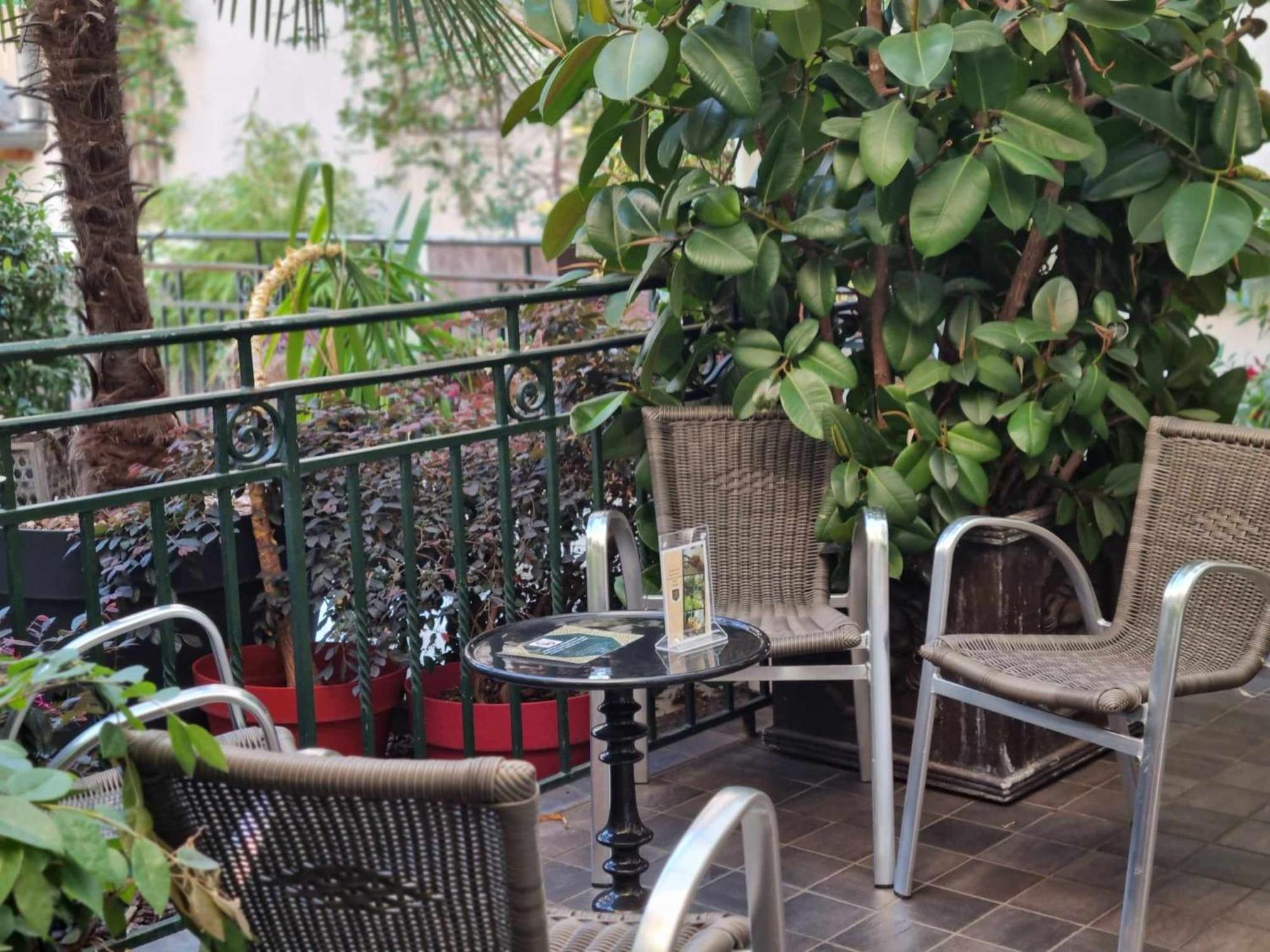 Logis Hotel Schaeffer- Restaurant Le Saint Georges Serrieres  Экстерьер фото