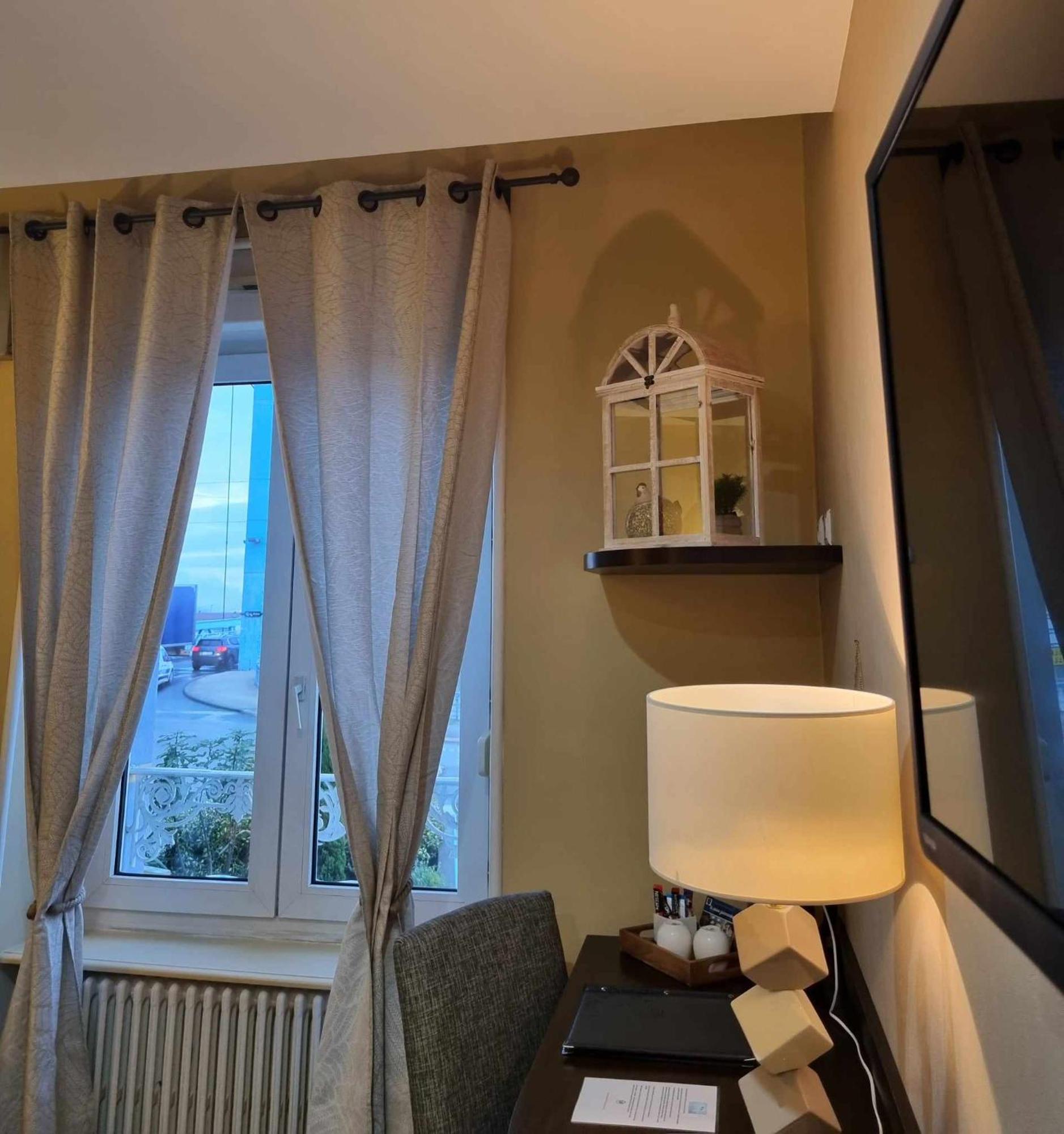 Logis Hotel Schaeffer- Restaurant Le Saint Georges Serrieres  Экстерьер фото
